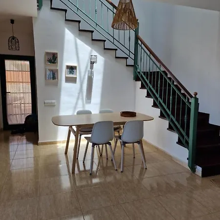 Taravilla Casa de Férias *